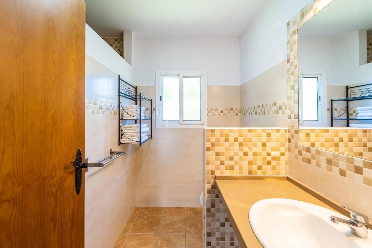 Apartamento Jibazahora Leo Holiday home